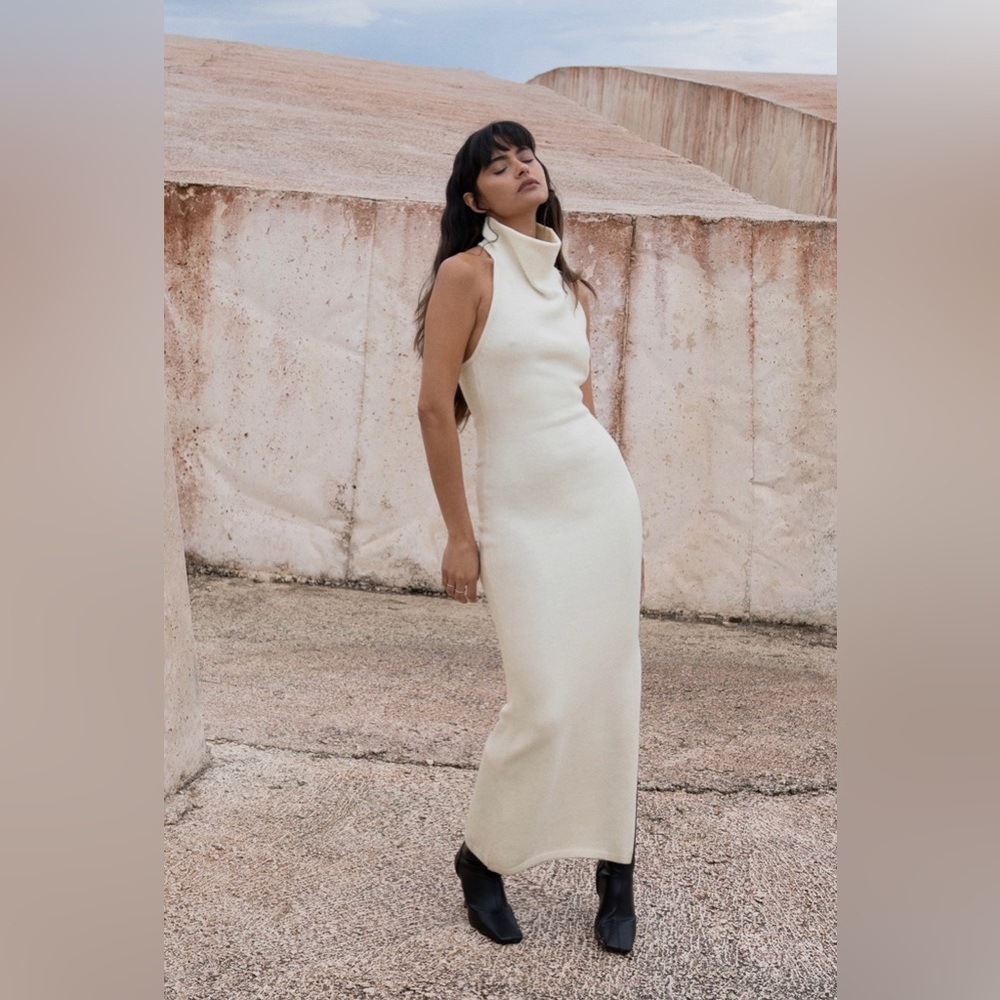 BRAND NEW NA-KD KNITTED SWEATER HALTER DRESS